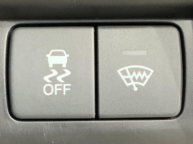 フリード Gジャストセレクション エアバッグ 記録簿 Sキー 盗難防止システム フルタイム4WD DVD再生 Bカメラ 3列シート パワーウィンドウ フルセグTV ESC 助手席エアバック キーレスエントリー(29枚目)