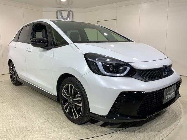 フィット e:HEVRS エアバッグ ナビ&TV パワーウィンドウ 助手席エアバッグ Dレコ フルセグテレビ LEDヘッドランプ セキュリティアラーム フルオートエアコン ETC装備 スマートキ DVD再生(9枚目)