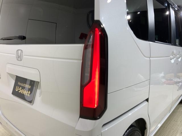 N-BOX ベースグレード 衝突軽減システム スマートキ- カーテンエアバック イモビライザー ECOモード 横滑り防止 オートクルーズ LEDヘッドライト キーフリー 地デジ パワーステアリング オートエアコン(11枚目)