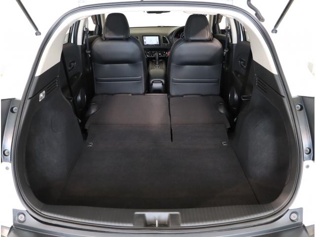 ヴェゼル Ｘ・ホンダセンシング　ＭナビＲカメラＥＴＣＬＥＤライトスマートキー　シートヒーター　Ｗエアバッグ　盗難防止　アクティブクルーズコントロール　オートエアコン　ＬＥＤランプ　衝突軽減ブレ－キ　パワステ　カーテンエアバック（30枚目）