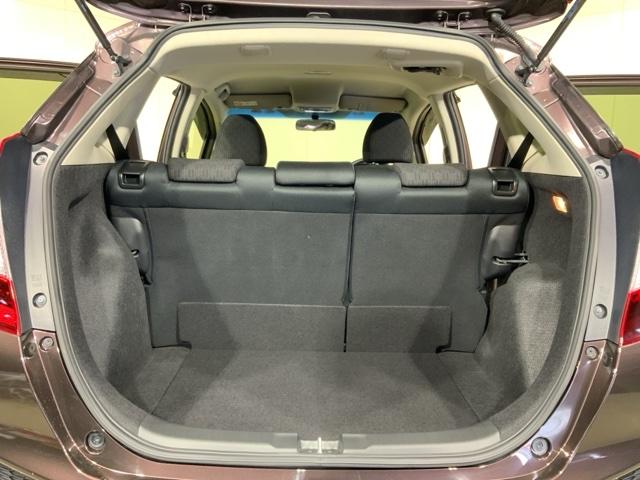 フィット １３Ｇ・Ｆパッケージコンフォートエディション　リヤビューカメラ　ＤＶＤ再生　シ－トヒ－タ－　ＶＳＡ　地デジフルセグ　ＡＵＴＯエアコン　キーレスエントリー　ＡＢＳ　エアバッグ　パワーウインドウ　記録簿（19枚目）