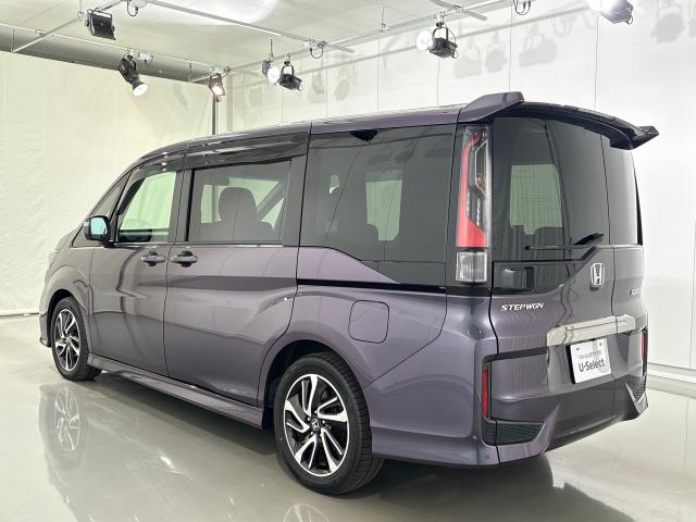 ステップワゴンスパーダ スパーダ・クールスピリットホンダセンシング　サイドエアバック　スマートキ　左右電動スライドドア　バックモニタ　Ｗエアコン　地ＴＶ　ナビ＆ＴＶ　三列シート　ＵＳＢ　助手席エアバッグ　ＡＡＣ　ターボ車（6枚目）