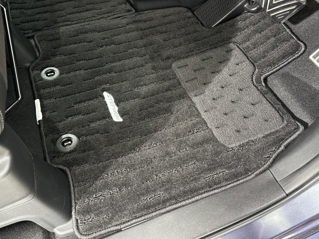 ステップワゴンスパーダ スパーダ・クールスピリットホンダセンシング　サイドエアバック　スマートキ　左右電動スライドドア　バックモニタ　Ｗエアコン　地ＴＶ　ナビ＆ＴＶ　三列シート　ＵＳＢ　助手席エアバッグ　ＡＡＣ　ターボ車（17枚目）