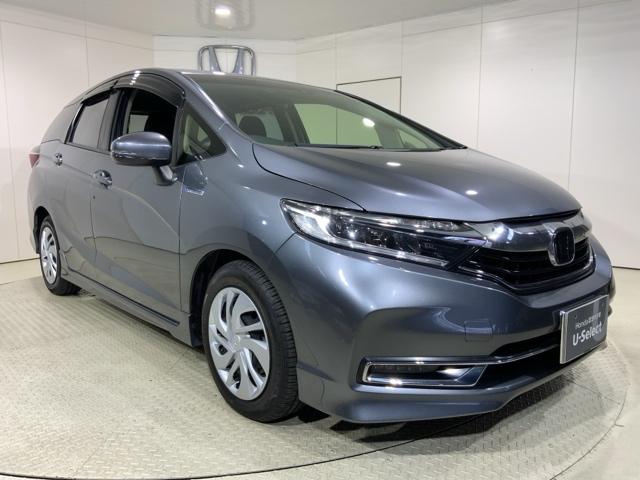 シャトル ハイブリッドホンダセンシング　フルセグテレビ　ＬＥＤ　スマートキープッシュスタート　リヤカメラ　Ｄレコ　デュアルエアバッグ　横滑り防止　パワステ　ＥＴＣ付き　盗難防止　パワーウインドウ　ＤＶＤ（9枚目）