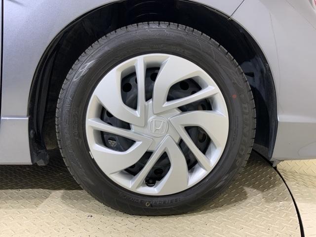 シャトル ハイブリッドホンダセンシング　フルセグテレビ　ＬＥＤ　スマートキープッシュスタート　リヤカメラ　Ｄレコ　デュアルエアバッグ　横滑り防止　パワステ　ＥＴＣ付き　盗難防止　パワーウインドウ　ＤＶＤ（36枚目）