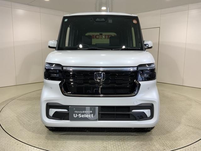 Ｎ－ＢＯＸカスタム コーディネートスタイル　オートクルーズ　フルセグ対応　Ｗ電動ドア　シートヒータ　ＬＥＤ　ＥＳＣ　リアカメラ　ＥＴＣ　整備記録簿　ＤＶＤ　アイドリングストップ　エアコン　ドラレコ　サイドエアバック（2枚目）