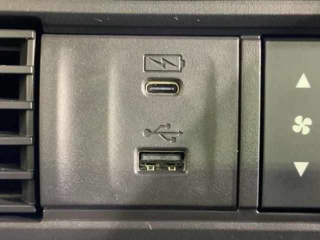 Ｎ－ＢＯＸカスタム コーディネートスタイル　オートクルーズ　フルセグ対応　Ｗ電動ドア　シートヒータ　ＬＥＤ　ＥＳＣ　リアカメラ　ＥＴＣ　整備記録簿　ＤＶＤ　アイドリングストップ　エアコン　ドラレコ　サイドエアバック（41枚目）