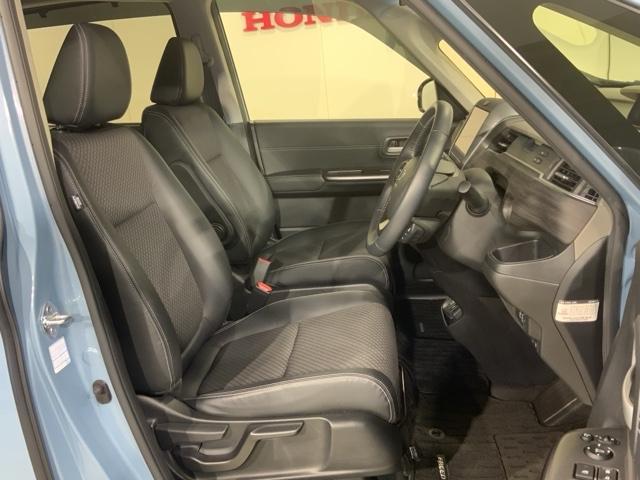 フリードハイブリッド ハイブリッド・Ｇホンダセンシング　軽減ブレーキ　キーフリーシステム　記録簿　ＤＶＤ再生可能　サイドカーテンエアバック　ＥＣＯＮ　後カメラ　Ａクルーズ　地デジフルセグＴＶ　ＬＥＤヘッドランプ　シートＨ（16枚目）