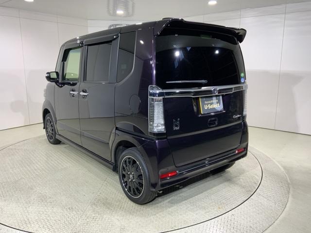 Ｎ－ＢＯＸカスタム ＧターボＳＳブラックスタイルパッケージ　ブレーキサポート　リアカメラ　横滑り防止　オートエアコン　ＤＶＤ　シートヒーター　アイドリングストップ　ＥＴＣ　ターボ　フルセグテレビ　フルタイム４ＷＤ（5枚目）