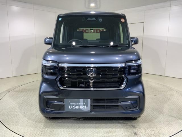 Ｎ－ＢＯＸカスタム ベースグレード　ＵＳＢ接続　ＣＭＢＳ　Ｄレコ　オートエアコン　スマートキ　ＬＥＤ　盗難防止装置　クルコン　ＥＴＣ　バックカメラ　フルセグＴＶ　パワーステアリング　エアバッグ　ＥＳＣ　パワーウインドウ（2枚目）