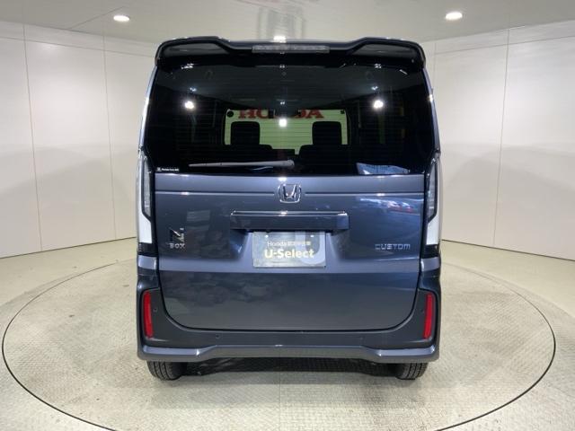 Ｎ－ＢＯＸカスタム ベースグレード　ＵＳＢ接続　ＣＭＢＳ　Ｄレコ　オートエアコン　スマートキ　ＬＥＤ　盗難防止装置　クルコン　ＥＴＣ　バックカメラ　フルセグＴＶ　パワーステアリング　エアバッグ　ＥＳＣ　パワーウインドウ（6枚目）