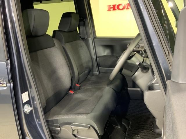 Ｎ－ＢＯＸカスタム ベースグレード　ＵＳＢ接続　ＣＭＢＳ　Ｄレコ　オートエアコン　スマートキ　ＬＥＤ　盗難防止装置　クルコン　ＥＴＣ　バックカメラ　フルセグＴＶ　パワーステアリング　エアバッグ　ＥＳＣ　パワーウインドウ（16枚目）