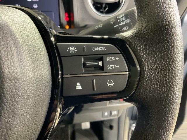 Ｎ－ＢＯＸカスタム ベースグレード　ＵＳＢ接続　ＣＭＢＳ　Ｄレコ　オートエアコン　スマートキ　ＬＥＤ　盗難防止装置　クルコン　ＥＴＣ　バックカメラ　フルセグＴＶ　パワーステアリング　エアバッグ　ＥＳＣ　パワーウインドウ（35枚目）