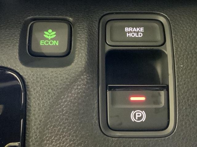 �d�q����p�[�L���O�u���[�L�B�I�[�g�u���[�L�z�[���h�@�\���g���΁A��Ԓ��Ƀu���[�L�y�_�����瑫��b���Ă���ԏ�Ԃ������܂��B�A�N�Z���𓥂߂Ύ����������ꔭ�i�ł��܂��B