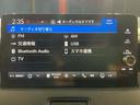 ｅ：ＨＥＶＺ　衝突回避支援ブレーキ機能　スマキ　Ｐトランク　フルオートエアコン　エアバッグ　両席エアバック　Ｒカメ　記録簿付　パワーウィンドウ　ＬＥＤランプ　クルーズＣ　ナビ＆ＴＶ　横滑り防止装置（22枚目）
