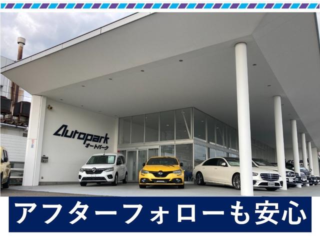 リミテッド　サンルーフ　７人乗り　４ＷＤ　本革パワーシート＆ヒーター　バックカメラ　クルーズコントロール　パワーバックドア　１２スピーカー　電動格納サードシート　１８インチアルミホイール(3枚目)