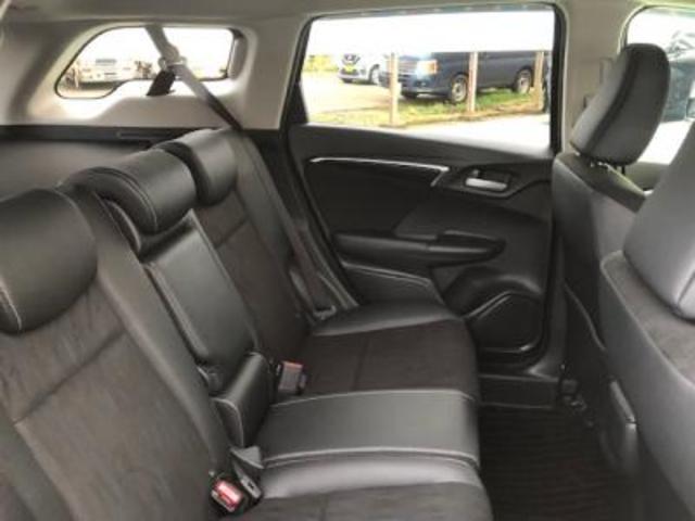 シャトル ハイブリッドＸ　ホンダセンシング　ホンダセンシング　キーフリー★ナビ装着ＰＫＧ（バックカメラ・ステアリングリモコン・ＥＴＣ）★ＬＥＤヘッドライト＆フォグ★ワイパーデアイサーＦシートヒーター　８インチナビフルセグＴＶ（15枚目）