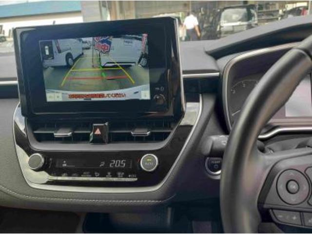 カローラツーリング ハイブリッド　Ｇ　８インチナビフルセグＴＶ　バックカメラ　トヨタセーフティセンス　ＬＥＤヘッドライト　キーフリー＆プッシュスタート　ビルトインＥＴＣ　プライバシーガラス　オートエアコン（12枚目）