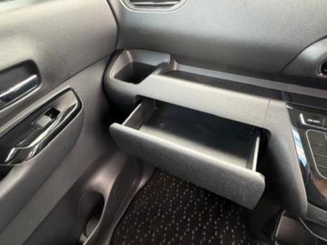 ルークス ハイウェイスター　Ｘ　４ＷＤ　キーフリー＆プッシュスタート　フロントシートヒーター　左側パワースライドドア　エマージェンシーブレーキ　ＬＥＤヘッドライト　アラウンドビューモニター　メモリーナビＴＶ　アイドリングストップ（22枚目）