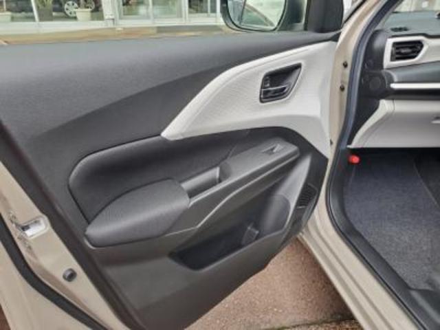 スイフト XG スズキセーフティサポート キーフリー&プッシュスタート オートエアコン フロントシートヒーター キーフリー&プッシュスタート LEDヘッドライト ウインカー付電動格納ドアミラー(15枚目)