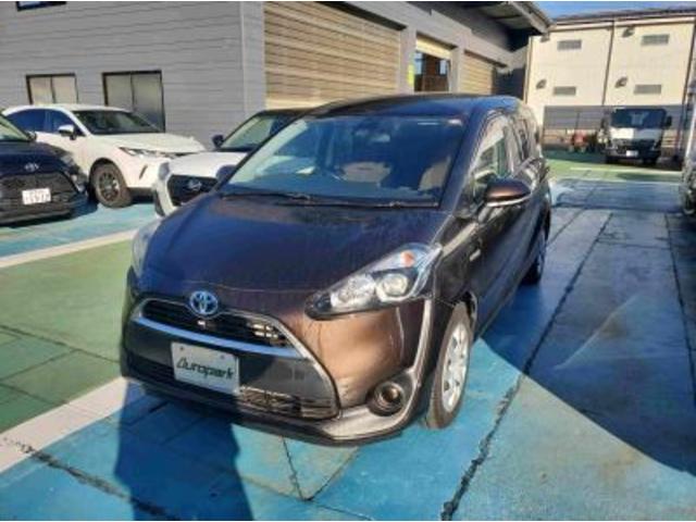 シエンタ ハイブリッドＧ　ハイブリッド車　メモリーナビフルセグＴＶ　両側パワースライドドア　キーフリー＆プッシュスタート　革巻ステアリング　トヨタセーフティセンス　ＥＴＣ　１００Ｖ電源　７人乗り（8枚目）