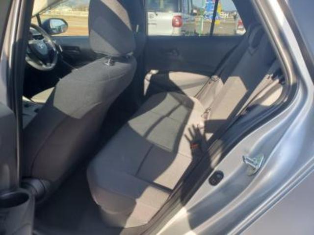 カローラツーリング ハイブリッド　Ｇ－Ｘ　ハイブリッド車　トヨタセーフティセンス　キーフリー＆プッシュスタート　オートエアコン　メモリーナビ　ディスプレイオーディオ　ＥＴＣ　ＬＥＤヘッドライト（11枚目）