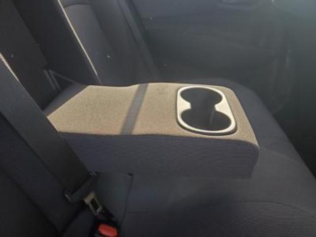 カローラツーリング ハイブリッド　Ｇ－Ｘ　ハイブリッド車　トヨタセーフティセンス　キーフリー＆プッシュスタート　オートエアコン　メモリーナビ　ディスプレイオーディオ　ＥＴＣ　ＬＥＤヘッドライト（19枚目）