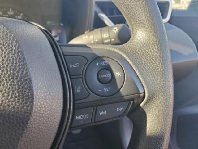 カローラツーリング ハイブリッド　Ｇ－Ｘ　ハイブリッド車　トヨタセーフティセンス　キーフリー＆プッシュスタート　オートエアコン　メモリーナビ　ディスプレイオーディオ　ＥＴＣ　ＬＥＤヘッドライト（22枚目）