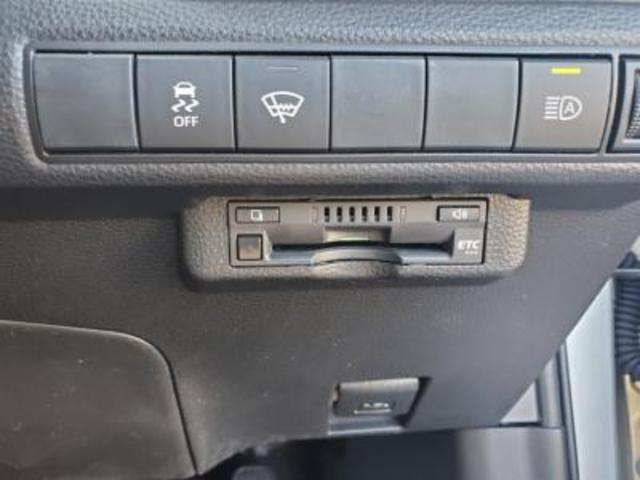 カローラツーリング ハイブリッド　Ｇ－Ｘ　ハイブリッド車　トヨタセーフティセンス　キーフリー＆プッシュスタート　オートエアコン　メモリーナビ　ディスプレイオーディオ　ＥＴＣ　ＬＥＤヘッドライト（24枚目）