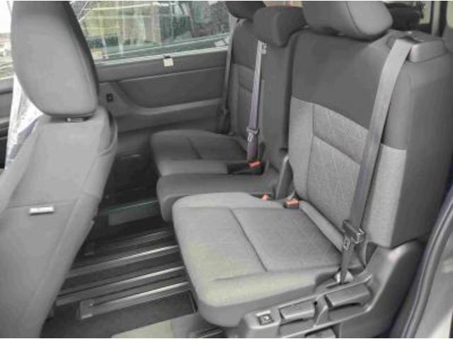 セレナ XV 4WD 9インチナビフルセグTV バックカメラ ETC 両側ハンズフリーパワースライドドア LEDヘッドライト ステアリングヒーター キーフリー&プッシュスタート エマージェンシーブレーキ(11枚目)