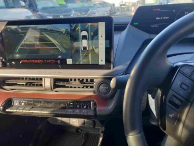プリウス Ｚ　１２．３インチナビフルセグＴＶ　パノラマモニター　トヨタセーフティセンス　ハンドルヒーター　フロント冷暖エアーシート　おくだけ充電　キーフリー＆プッシュスタート　トヨタチームメイト（12枚目）