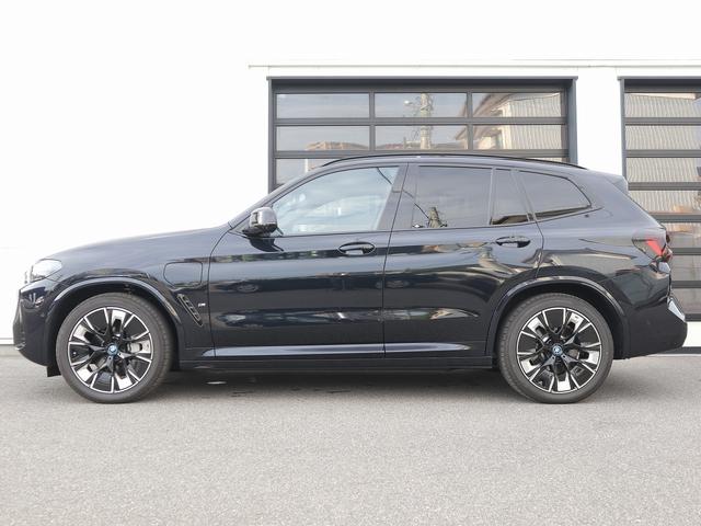 ＢＭＷ ｉＸ３