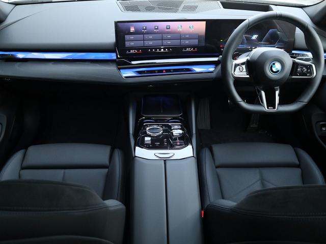 ＢＭＷ ｉ５