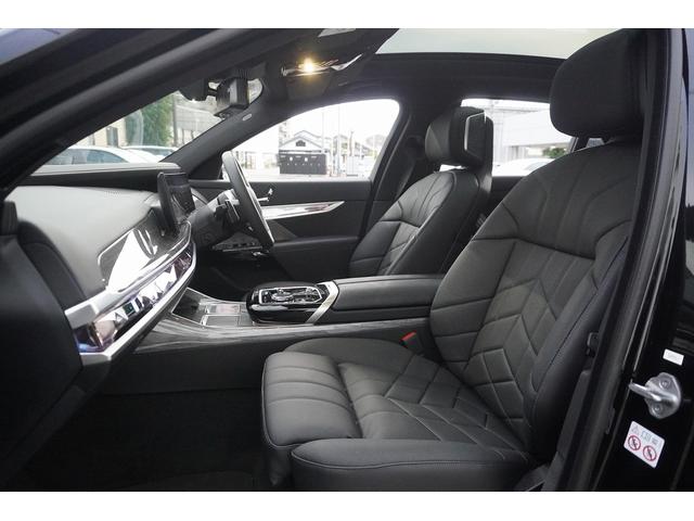 i7 xDrive 60 Mスポーツ 4WD ACC Pガラスサンルーフ ヘッドアップD Bowers & Wilkinsスピーカー ソフトクローズドア(25枚目)