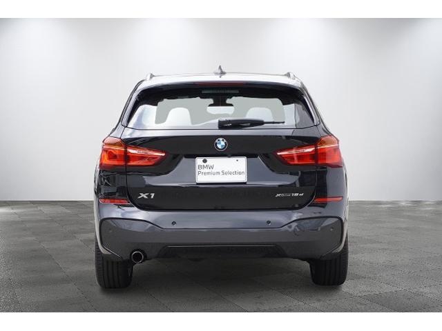 Ｘ１ ｘＤｒｉｖｅ　１８ｄ　Ｍスポーツ　４ＷＤ　ＡＣＣ　ヘッドアップＤ　電動Ｒゲート　シートシーター（3枚目）