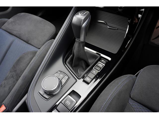 Ｘ１ ｘＤｒｉｖｅ　１８ｄ　Ｍスポーツ　４ＷＤ　ＡＣＣ　ヘッドアップＤ　電動Ｒゲート　シートシーター（17枚目）