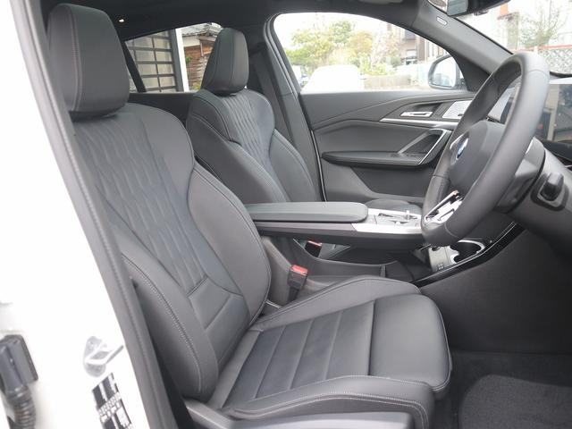 iX2 xDrive 30 Mスポーツ 4WD 黒革 パノラマガラスサンルーフ ACC トップビュー ヘッドアップD Harman Kardonスピーカー シート・ステアリングヒーター(17枚目)