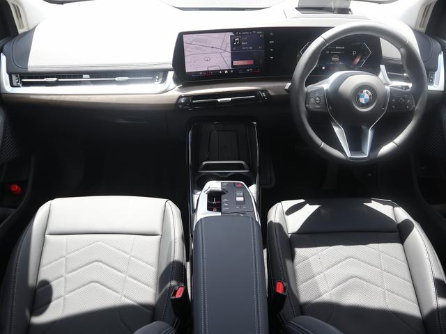 2シリーズ 218dアクティブツアラー エクスクルーシブ ディーゼルターボ DCT 黒革 ACC トップビュー ヘッドアップD 電動シート・Rゲート シート・ステアリングヒーター(7枚目)