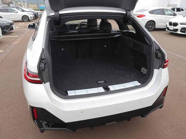 i5 eDrive 40ツーリング Mスポーツ ACC トップビュー ヘッドアップD Harman Kardonスピーカー(25枚目)