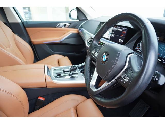 X5 xDrive 35d 4WD 茶革 サンルーフ ソフトクローズドア Harman Kardonスピーカー ヘッドアップD(19枚目)