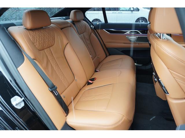 ７シリーズ ７４０ｉ　Ｍスポーツ　ＡＣＣ　サンルーフ　Ｈａｍａｎ　Ｋａｒｄｏｎスピーカー　茶革　ヘッドアップＤ　ベンチレーション（20枚目）