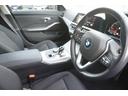 ３２０ｄ　ｘＤｒｉｖｅツーリング　ディーゼルターボ　４ＷＤ　ＡＣＣ　全周囲モニター　前後ＰＤＣ（19枚目）