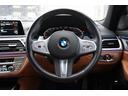 ７シリーズ ７４０ｉ　Ｍスポーツ　ＡＣＣ　サンルーフ　Ｈａｍａｎ　Ｋａｒｄｏｎスピーカー　茶革　ヘッドアップＤ　ベンチレーション（7枚目）