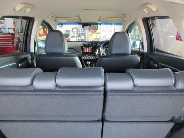 シャトル ハイブリッドＸ　４ＷＤ　純正インターナビ　フルセグＴＶ　バックカメラ　ホンダセンシング　キーフリープッシュスタート　クルーズコントロール　ＬＥＤヘッドライト　ビルトインＥＴＣ　純正１５インチアルミホイール（13枚目）