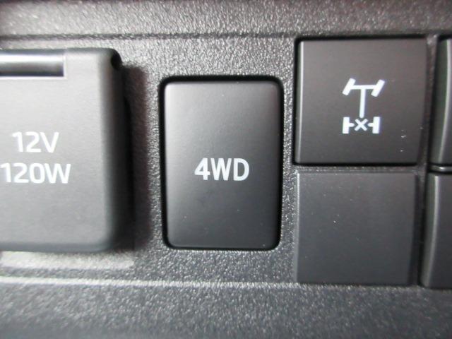 ハイゼットトラック スタンダード　農用スペシャル　ストロング防錆　届出済み未使用車　切替式４ＷＤ　５速マニュアル　切替式トランスファー　デフロック　衝突軽減スマートアシスト　パーキングセンサー　ＬＥＤ作業灯　４枚リーフスプリング　ＡＭ／ＦＭラジオ（17枚目）