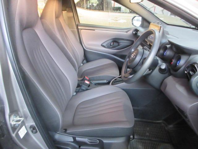 ヤリス Ｇ　純正ディスプレイオーディオ　バックガイドモニター　トヨタセーフティセンス　アダプティブクルーズコントロール　キーフリープッシュスタート　ビルトインＥＴＣ　ＬＥＤヘッドライト　ドラレコ前後２カメラ（14枚目）