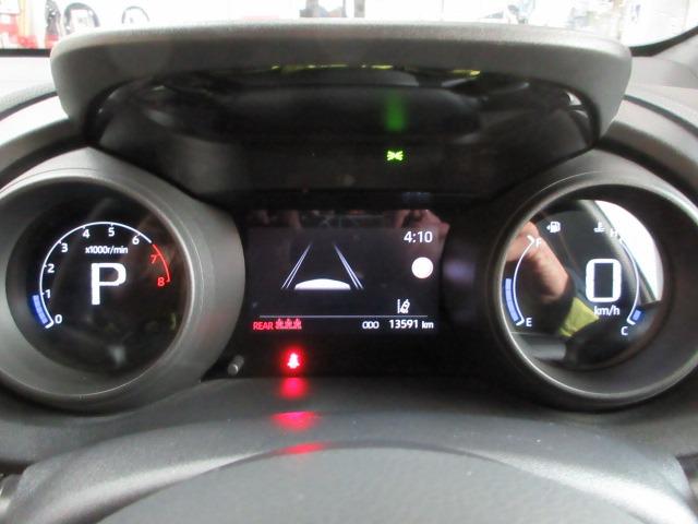 ヤリス Ｇ　純正ディスプレイオーディオ　バックガイドモニター　トヨタセーフティセンス　アダプティブクルーズコントロール　キーフリープッシュスタート　ビルトインＥＴＣ　ＬＥＤヘッドライト　ドラレコ前後２カメラ（17枚目）