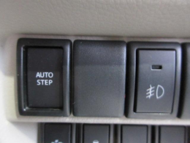 エブリイワゴン ＰＺターボスペシャル　ワンオーナー　４ＷＤ　４ＡＴ　ＳＤナビ　フルセグＴＶ　レーダーブレーキサポート　キーフリープッシュスタート　両側パワースライド　オートステップ　シートヒーター　ＨＩＤヘッドライト　純正１４インチアルミ（21枚目）