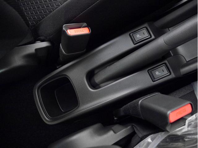 XG 4WD 登録済未使用車 スズキセーフティサポート スマートキー ブラインドスポットモニター(28枚目)