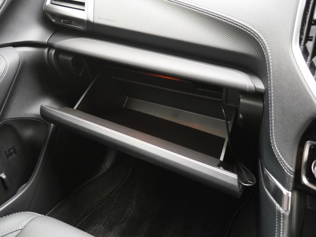 フォレスター アドバンス　４ＷＤ　Ｂｌｕｅｔｏｏｔｈ接続　純正７インチナビ　フルセグＴＶ　アイサイト　Ｆ．Ｓ．Ｒカメラ　電動バックドア　ＬＥＤヘッドランプ　デジタルインナーミラー　全席シートヒーター（52枚目）